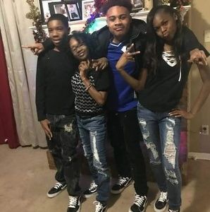 Meet your Posher, Jorean